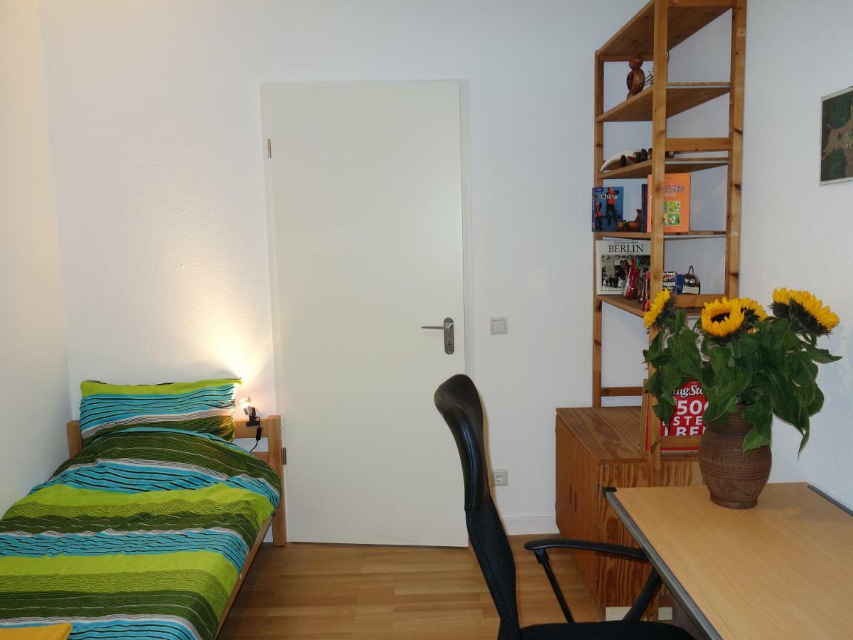 Private Rooms In Prenzlauerberg Berlin Exterior photo